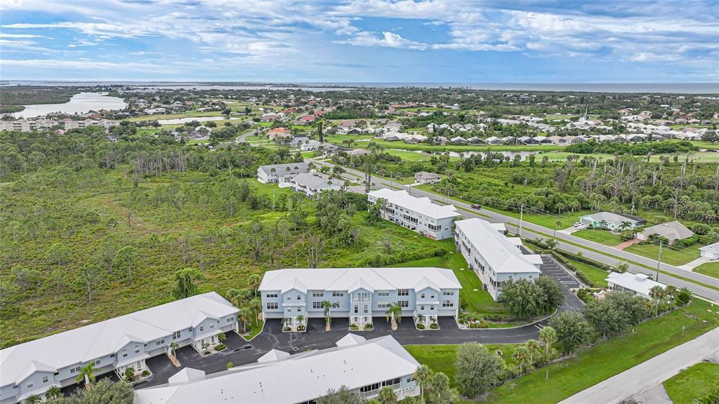 待售: $255,500 (3 贝兹, 2 浴室, 2004 平方英尺)