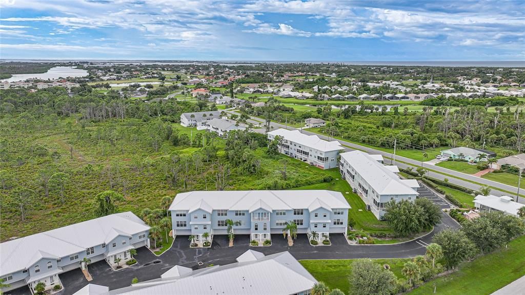 待售: $255,500 (3 贝兹, 2 浴室, 2004 平方英尺)