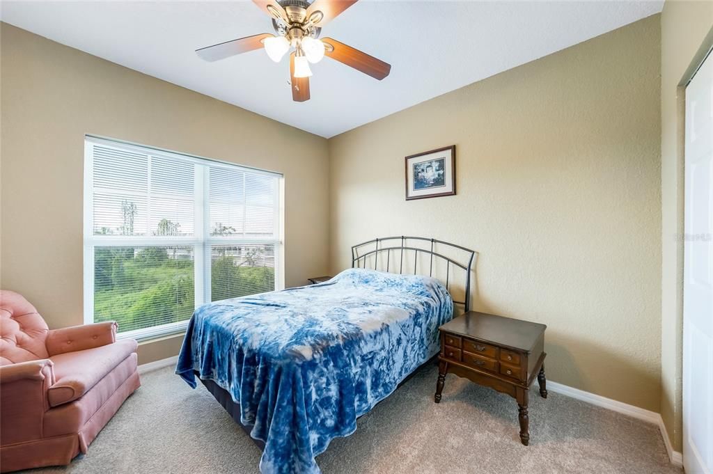 待售: $255,500 (3 贝兹, 2 浴室, 2004 平方英尺)