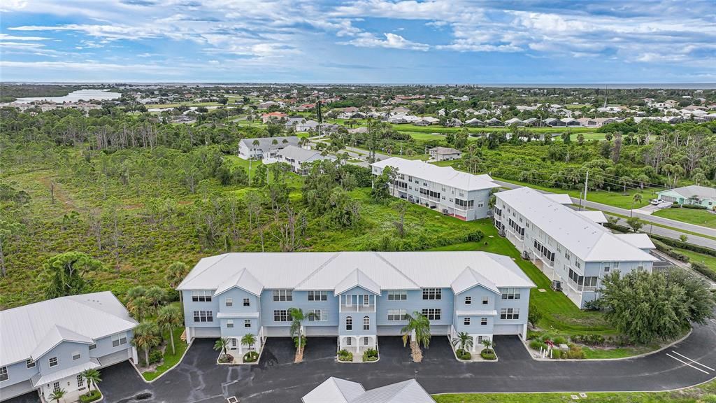 待售: $255,500 (3 贝兹, 2 浴室, 2004 平方英尺)