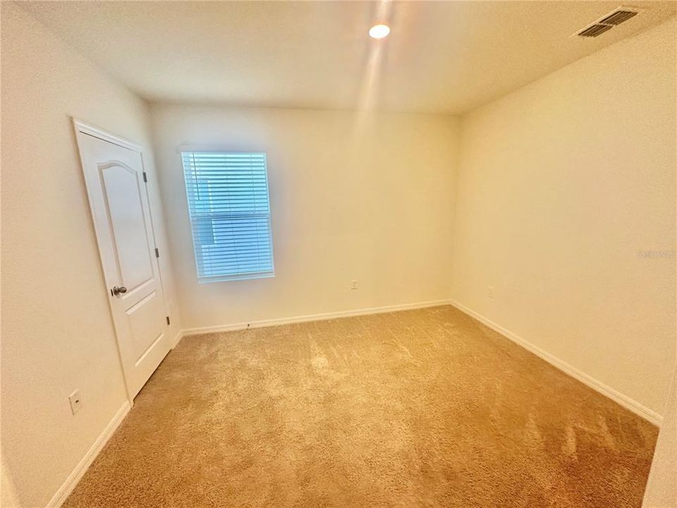 For Rent: $2,195 (3 beds, 2 baths, 1614 Square Feet)