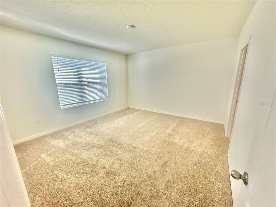 For Rent: $2,195 (3 beds, 2 baths, 1614 Square Feet)