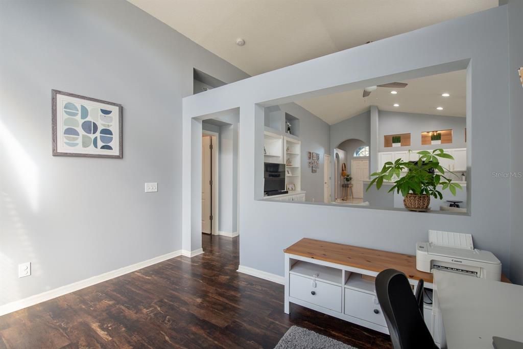 Active With Contract: $504,000 (3 beds, 2 baths, 1758 Square Feet)