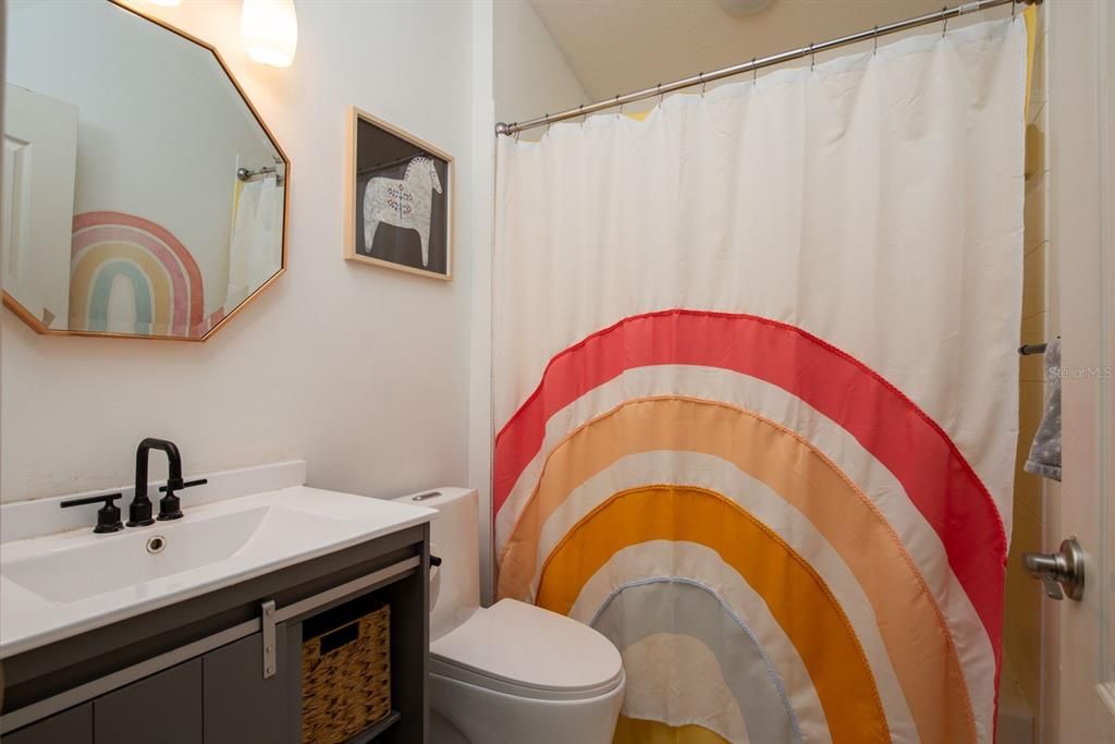 Active With Contract: $504,000 (3 beds, 2 baths, 1758 Square Feet)