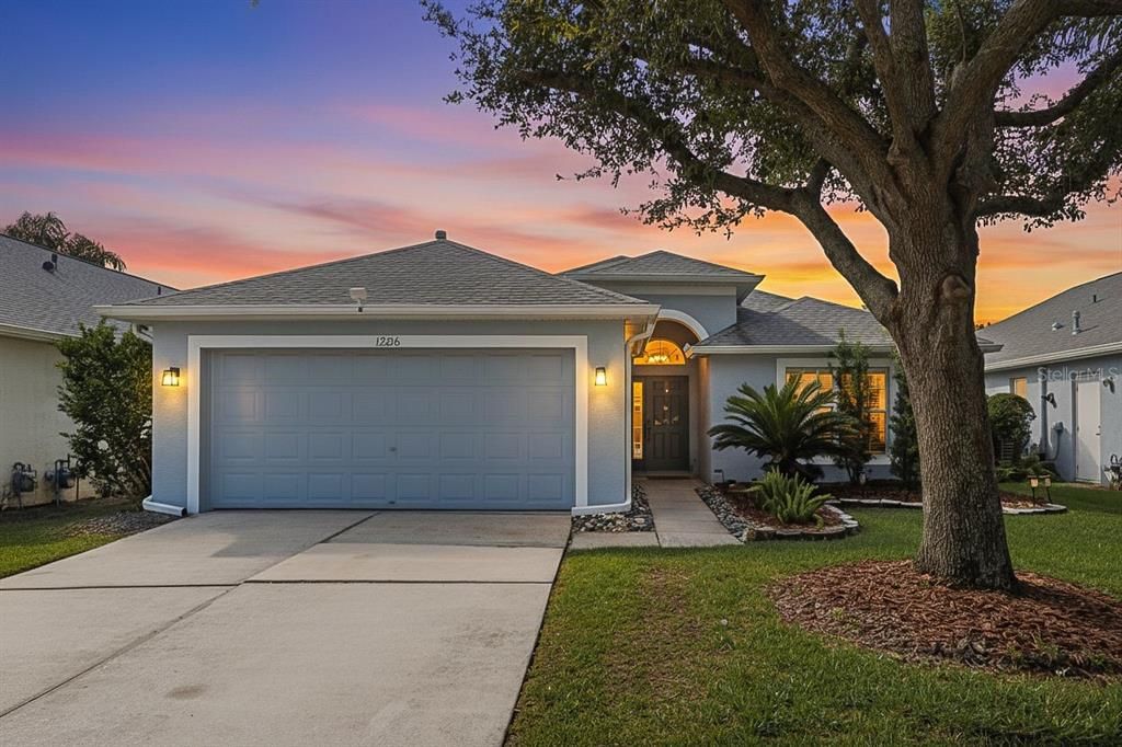 Active With Contract: $504,000 (3 beds, 2 baths, 1758 Square Feet)