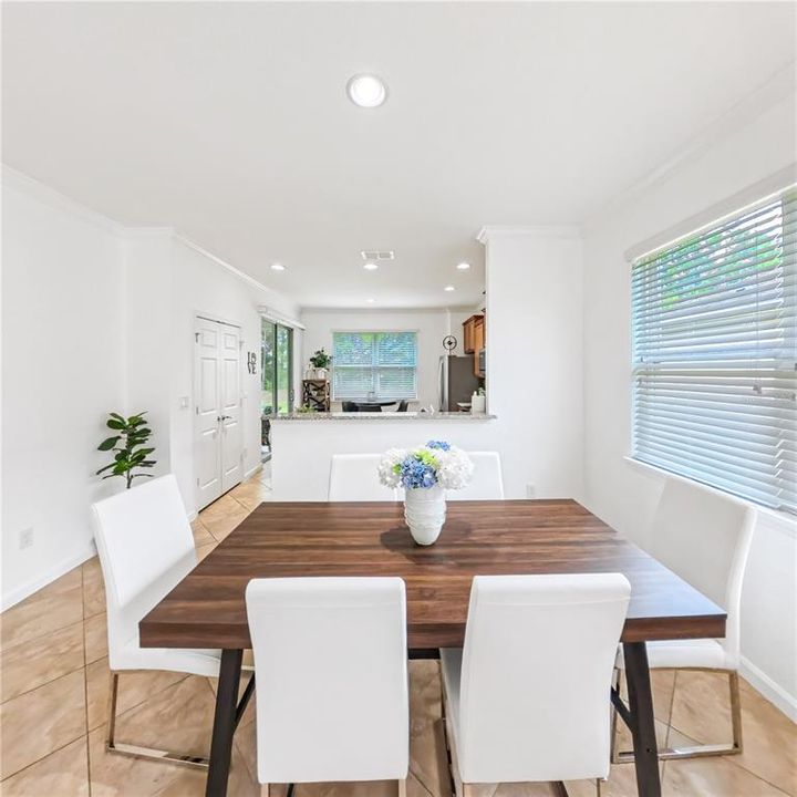 For Rent: $2,500 (2 beds, 2 baths, 1445 Square Feet)