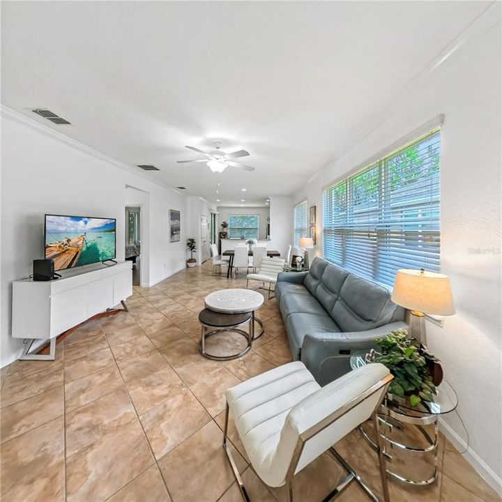 For Rent: $2,500 (2 beds, 2 baths, 1445 Square Feet)