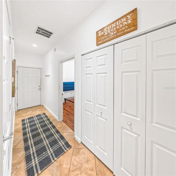 For Rent: $2,500 (2 beds, 2 baths, 1445 Square Feet)