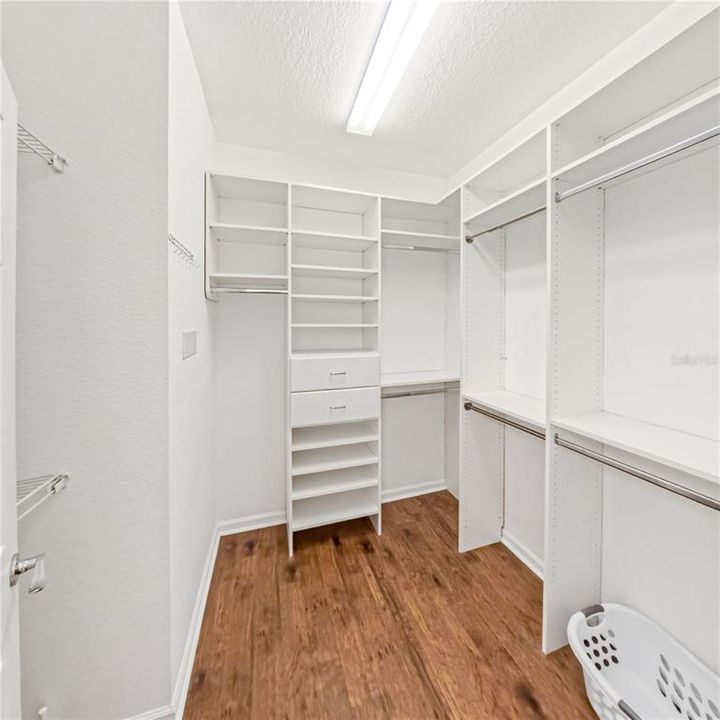 For Rent: $2,500 (2 beds, 2 baths, 1445 Square Feet)