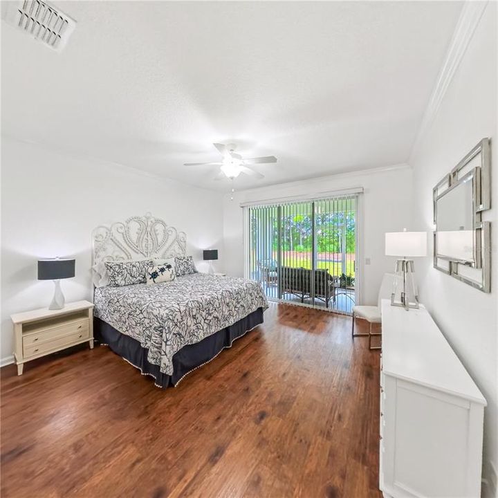 For Rent: $2,500 (2 beds, 2 baths, 1445 Square Feet)