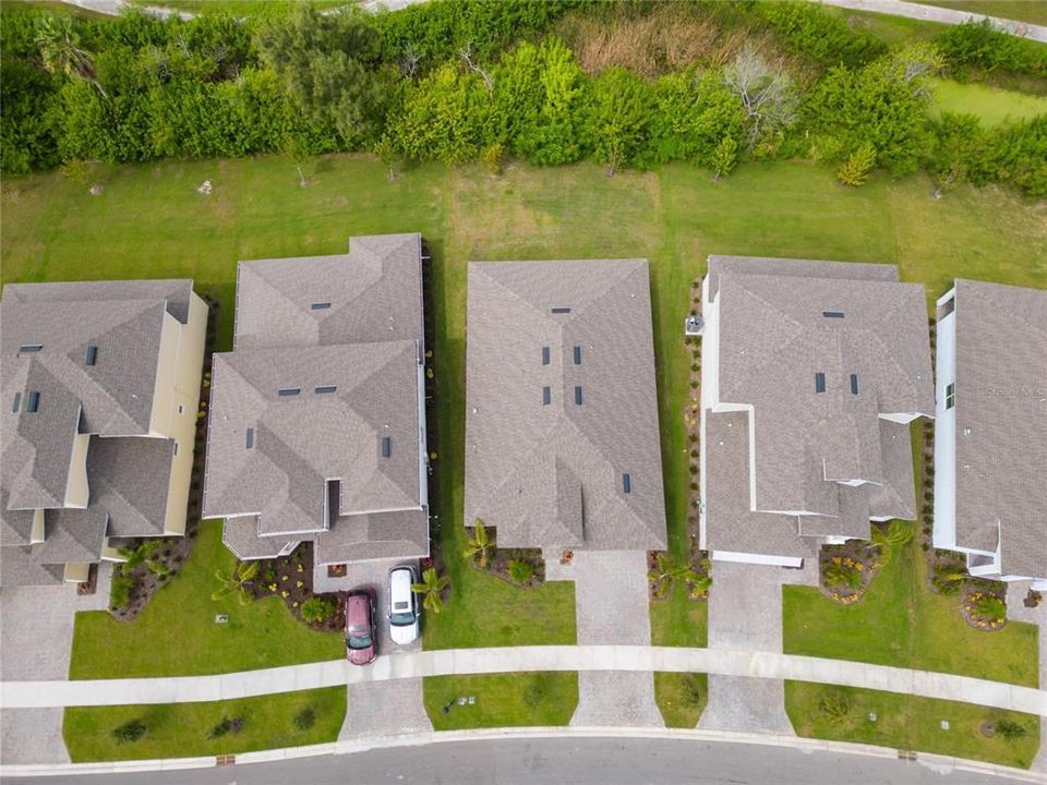 Activo con contrato: $3,200 (3 camas, 2 baños, 1964 Pies cuadrados)