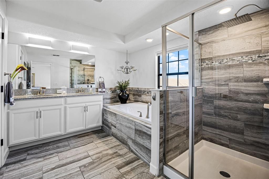 For Sale: $469,000 (4 beds, 4 baths, 2596 Square Feet)