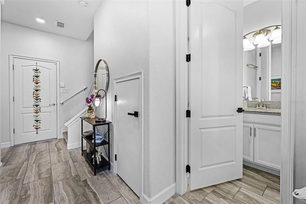 For Sale: $469,000 (4 beds, 4 baths, 2596 Square Feet)