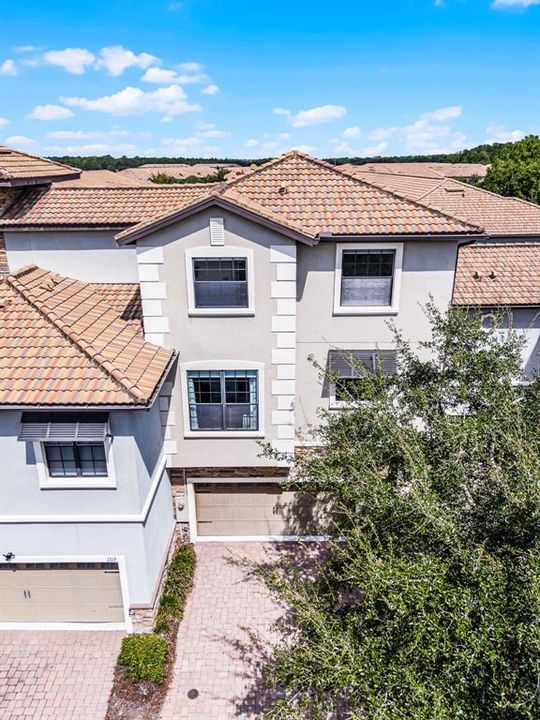 For Sale: $469,000 (4 beds, 4 baths, 2596 Square Feet)