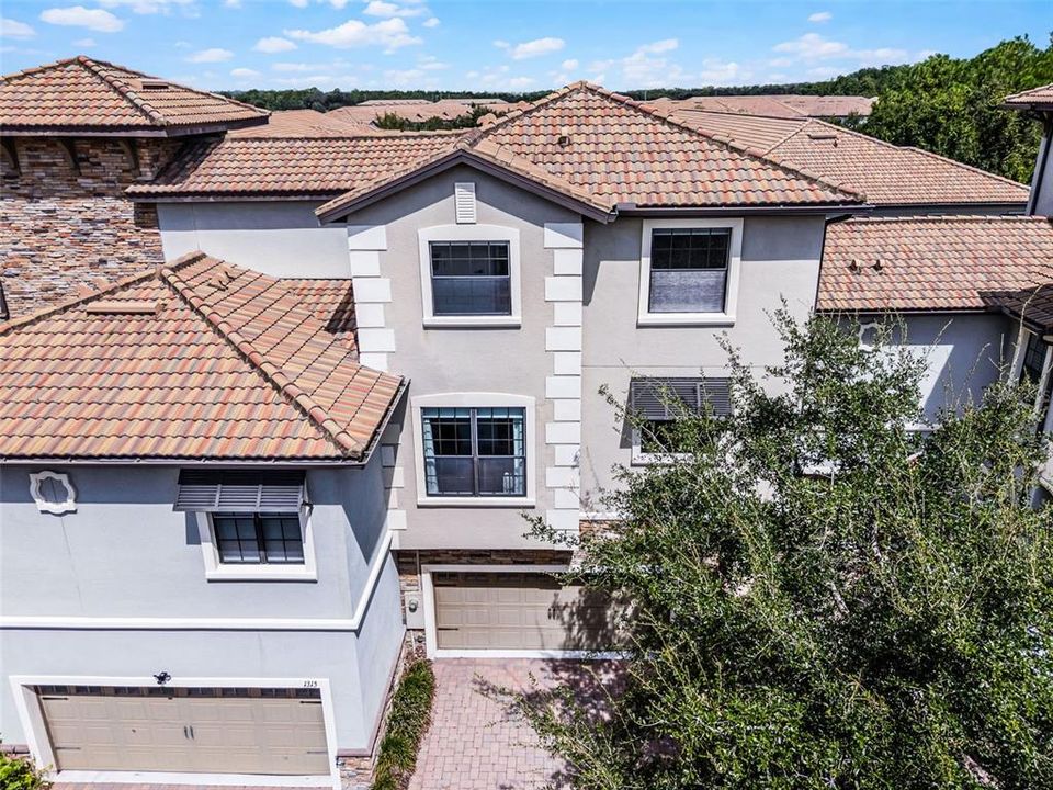 For Sale: $469,000 (4 beds, 4 baths, 2596 Square Feet)