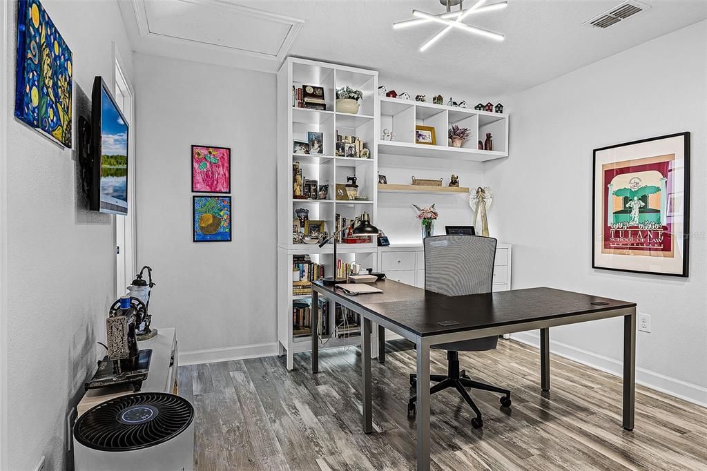 For Sale: $469,000 (4 beds, 4 baths, 2596 Square Feet)