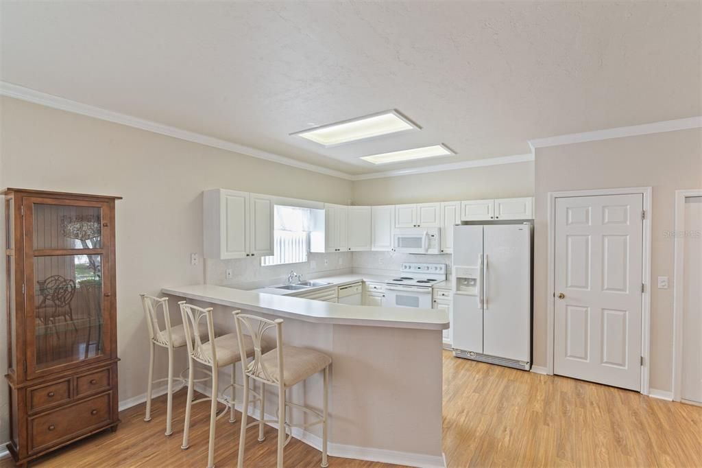 For Sale: $289,900 (3 beds, 2 baths, 1545 Square Feet)