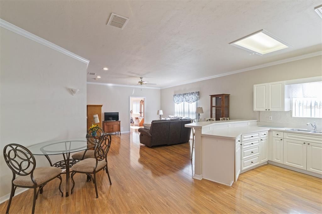 For Sale: $289,900 (3 beds, 2 baths, 1545 Square Feet)