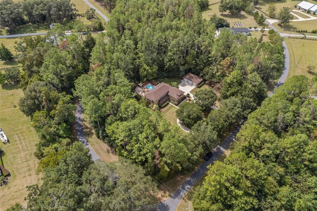 For Sale: $549,900 (3 beds, 2 baths, 2410 Square Feet)