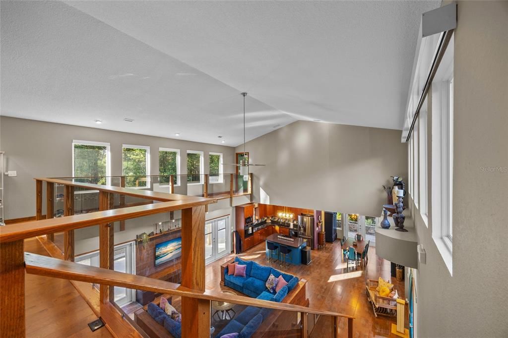 For Sale: $549,900 (3 beds, 2 baths, 2410 Square Feet)