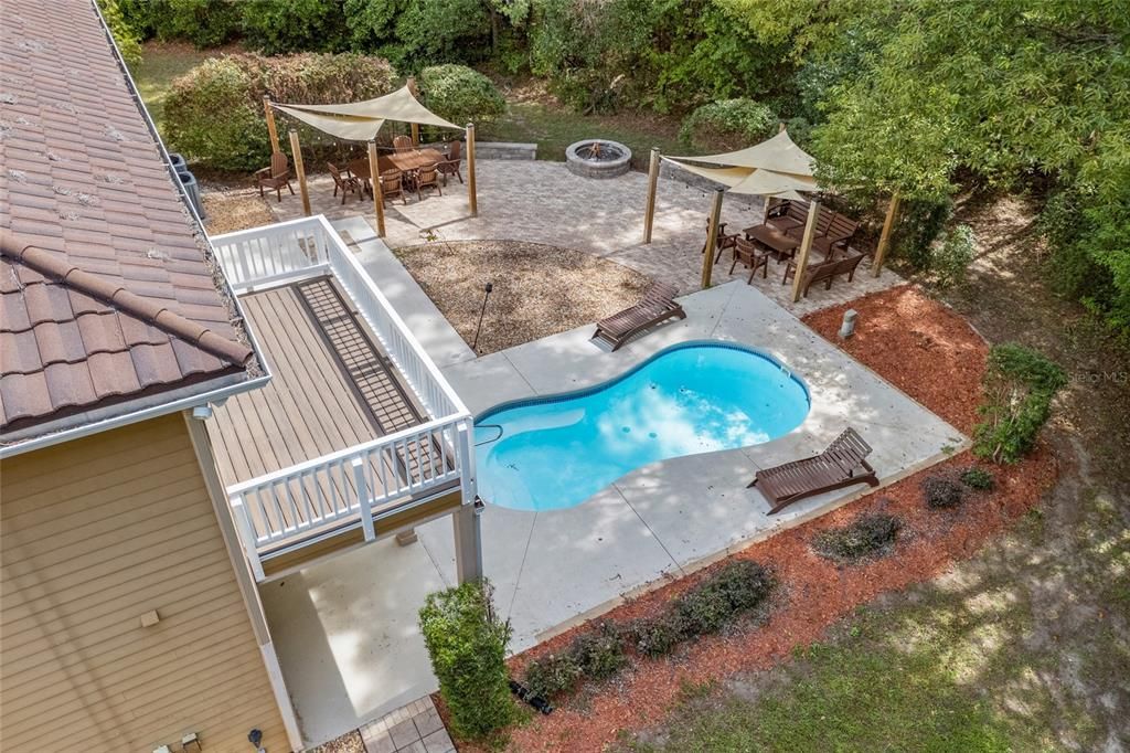 For Sale: $549,900 (3 beds, 2 baths, 2410 Square Feet)