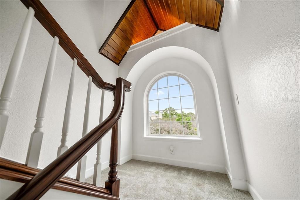 Под контрактом: $1,299,000 (4 спален, 2 ванн, 2846 Квадратных фут)