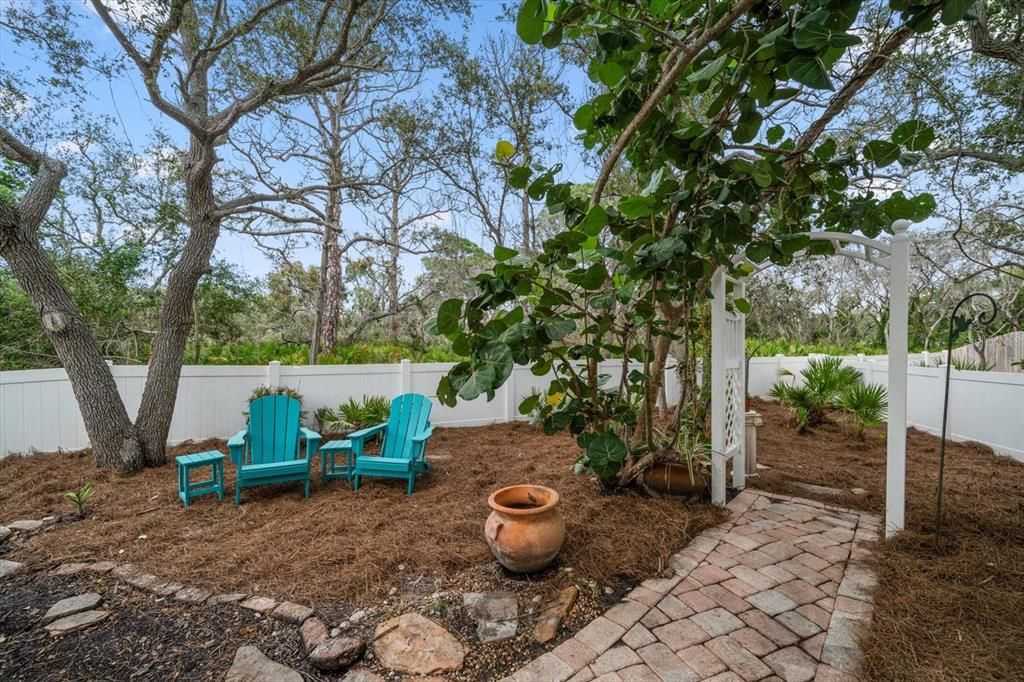 Под контрактом: $1,299,000 (4 спален, 2 ванн, 2846 Квадратных фут)