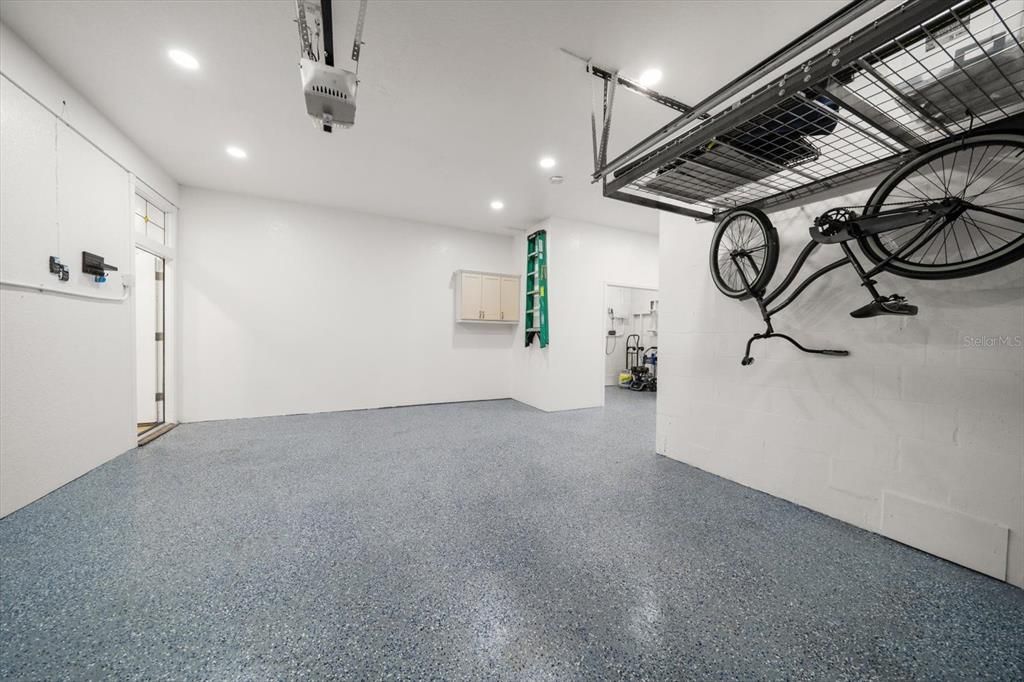 Под контрактом: $1,299,000 (4 спален, 2 ванн, 2846 Квадратных фут)