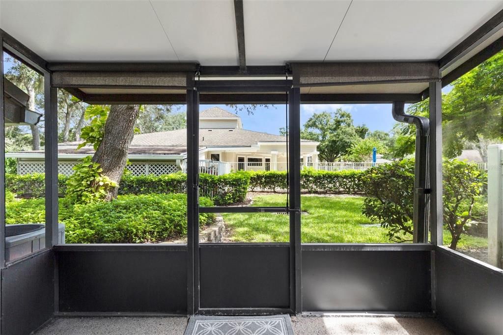 For Sale: $249,000 (2 beds, 2 baths, 1185 Square Feet)