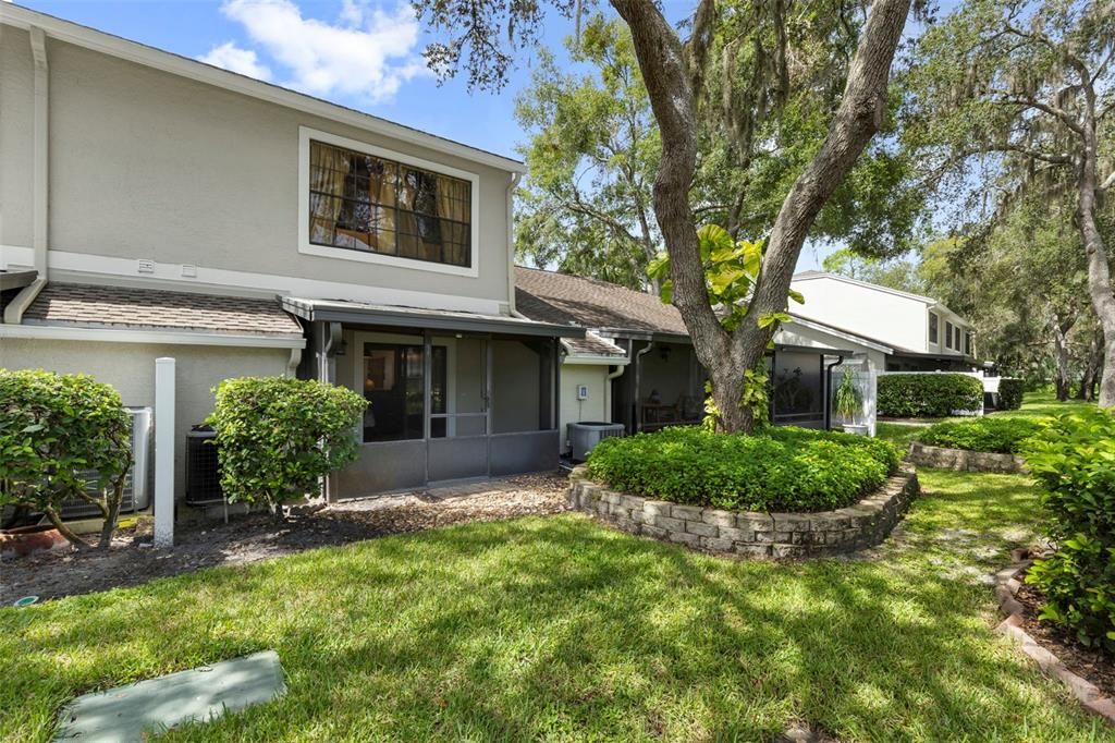 For Sale: $249,000 (2 beds, 2 baths, 1185 Square Feet)