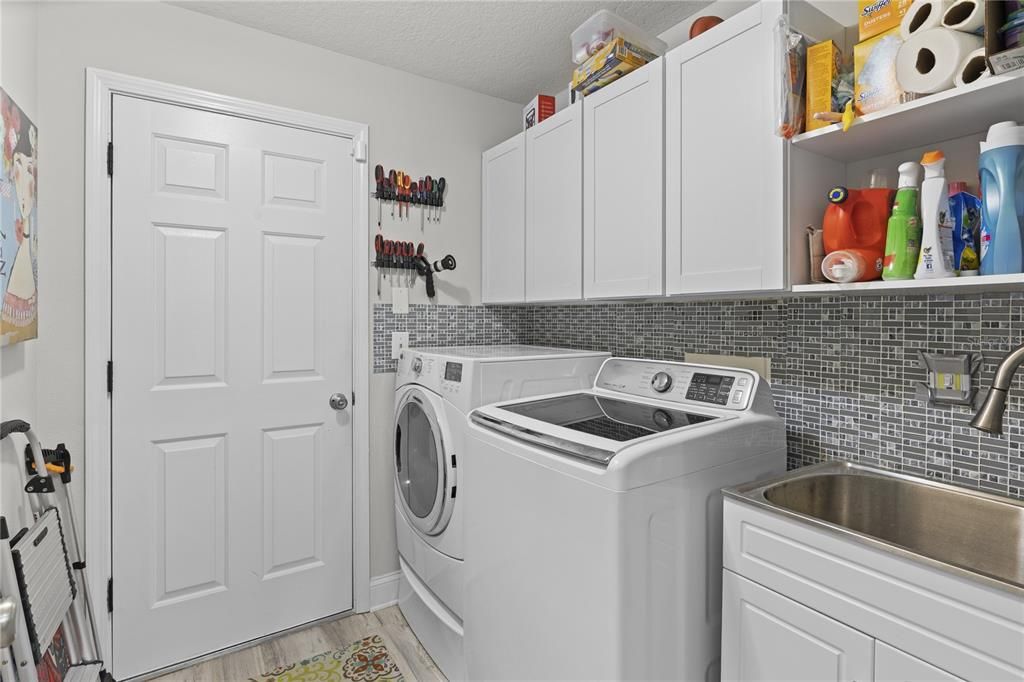 For Rent: $2,750 (3 beds, 2 baths, 1892 Square Feet)