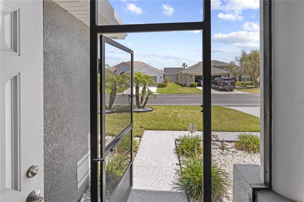 For Rent: $2,750 (3 beds, 2 baths, 1892 Square Feet)