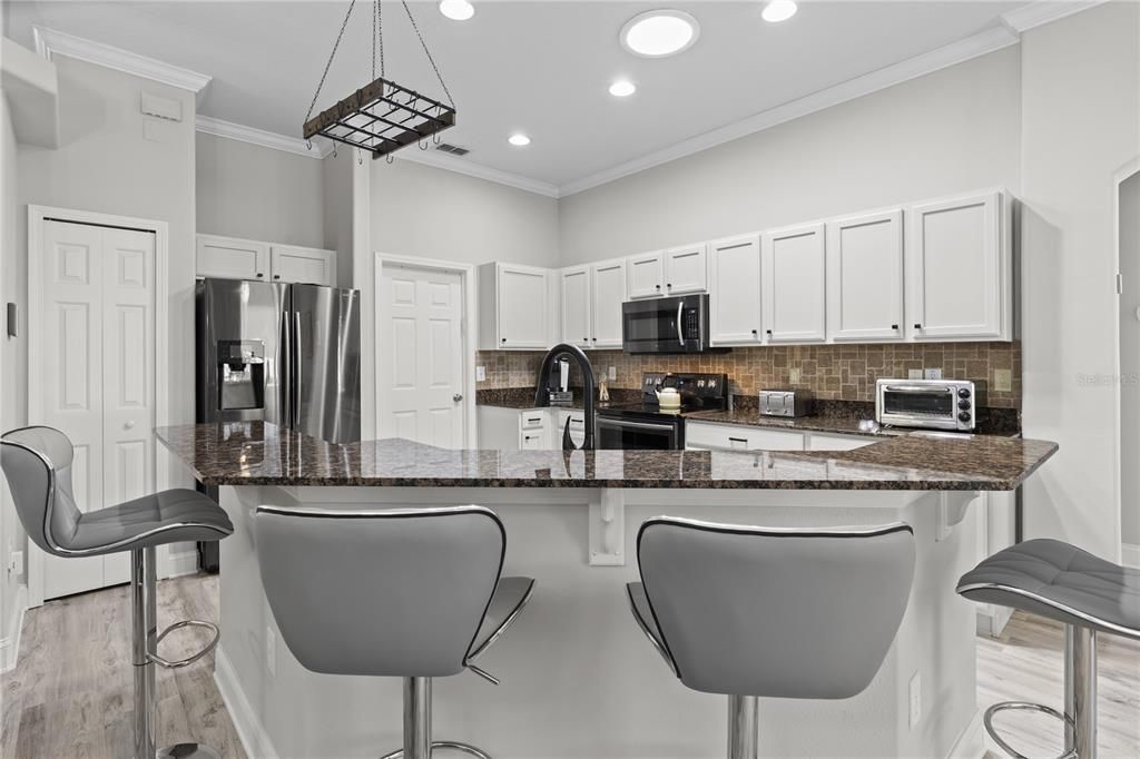 For Rent: $2,750 (3 beds, 2 baths, 1892 Square Feet)