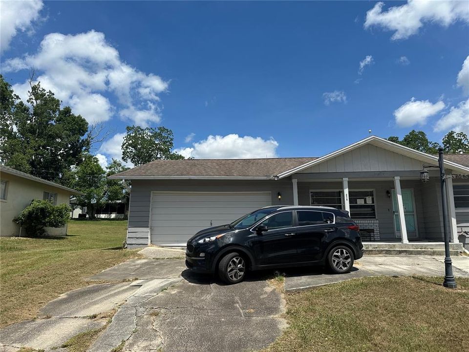 出租: $1,299 (2 贝兹, 2 浴室, 1604 平方英尺)