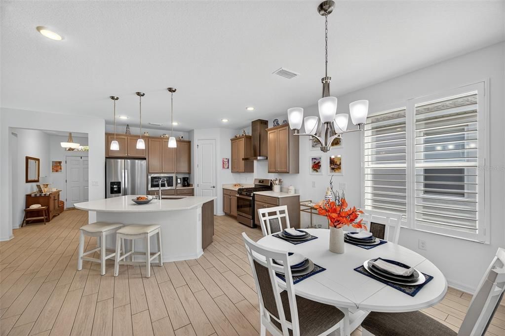 En Venta: $347,790 (2 camas, 2 baños, 1698 Pies cuadrados)