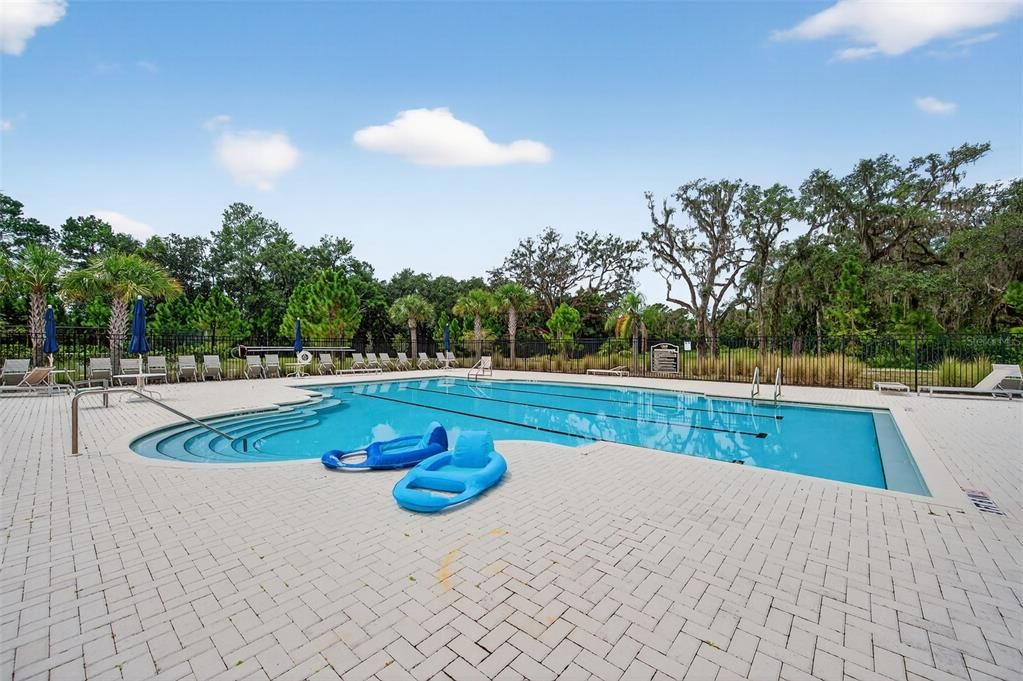 En Venta: $347,790 (2 camas, 2 baños, 1698 Pies cuadrados)