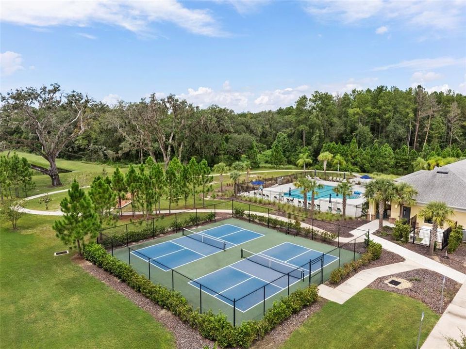 En Venta: $347,790 (2 camas, 2 baños, 1698 Pies cuadrados)