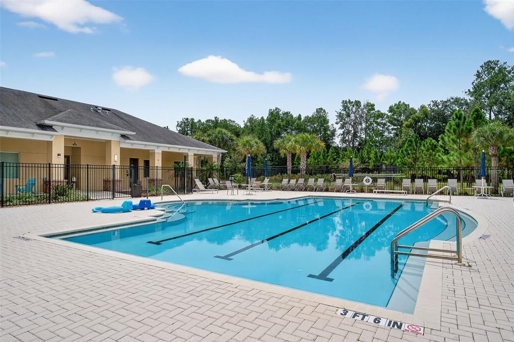 En Venta: $347,790 (2 camas, 2 baños, 1698 Pies cuadrados)