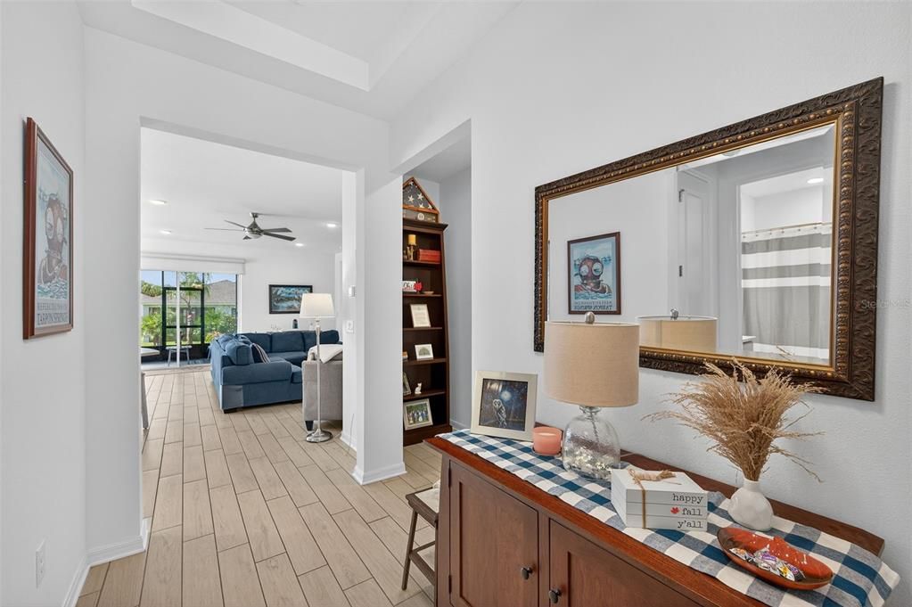 En Venta: $347,790 (2 camas, 2 baños, 1698 Pies cuadrados)