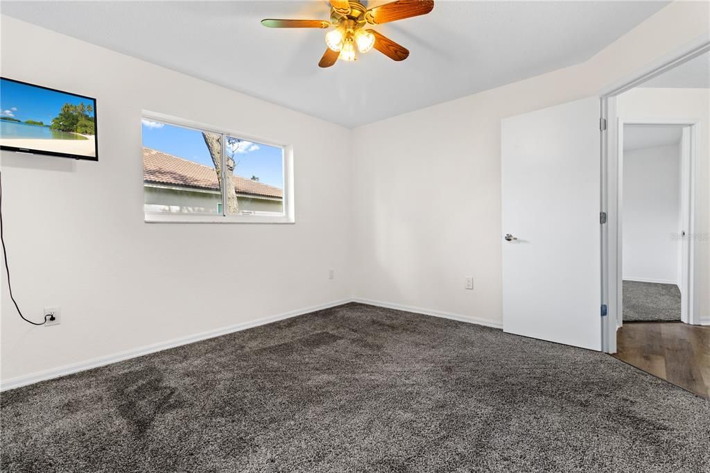 Active With Contract: $350,000 (3 beds, 2 baths, 2254 Square Feet)