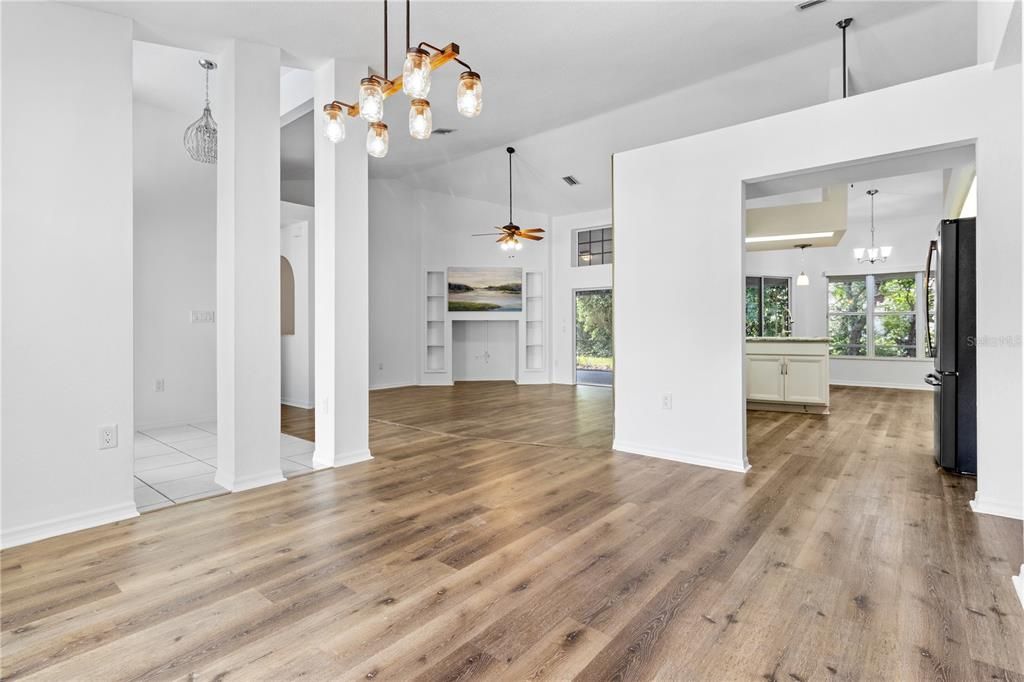 Active With Contract: $350,000 (3 beds, 2 baths, 2254 Square Feet)