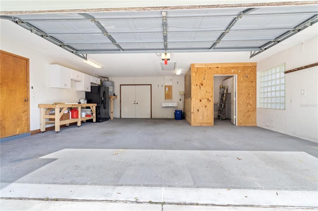 Active With Contract: $350,000 (3 beds, 2 baths, 2254 Square Feet)