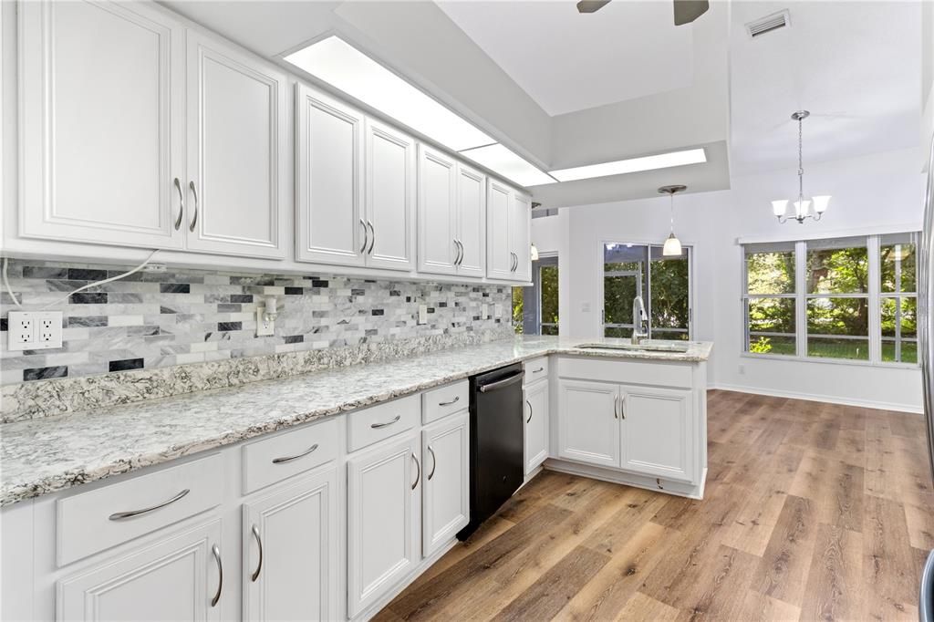 Active With Contract: $350,000 (3 beds, 2 baths, 2254 Square Feet)