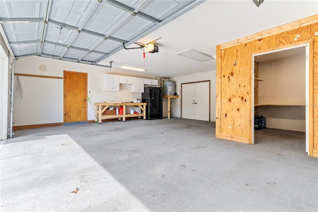 Active With Contract: $350,000 (3 beds, 2 baths, 2254 Square Feet)