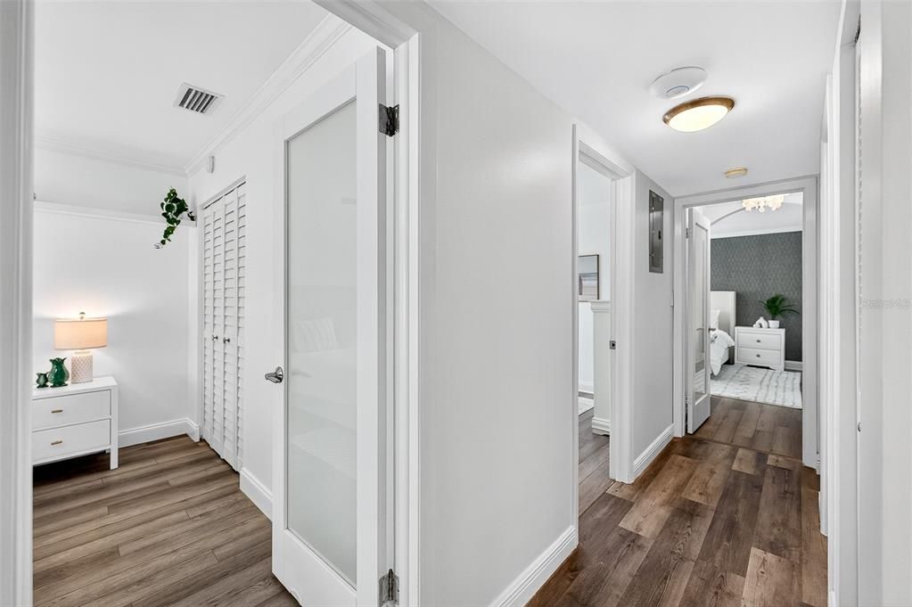 待售: $945,000 (3 贝兹, 2 浴室, 2241 平方英尺)