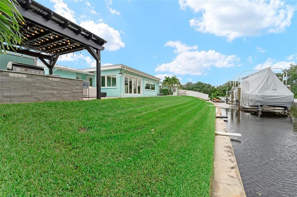 待售: $945,000 (3 贝兹, 2 浴室, 2241 平方英尺)