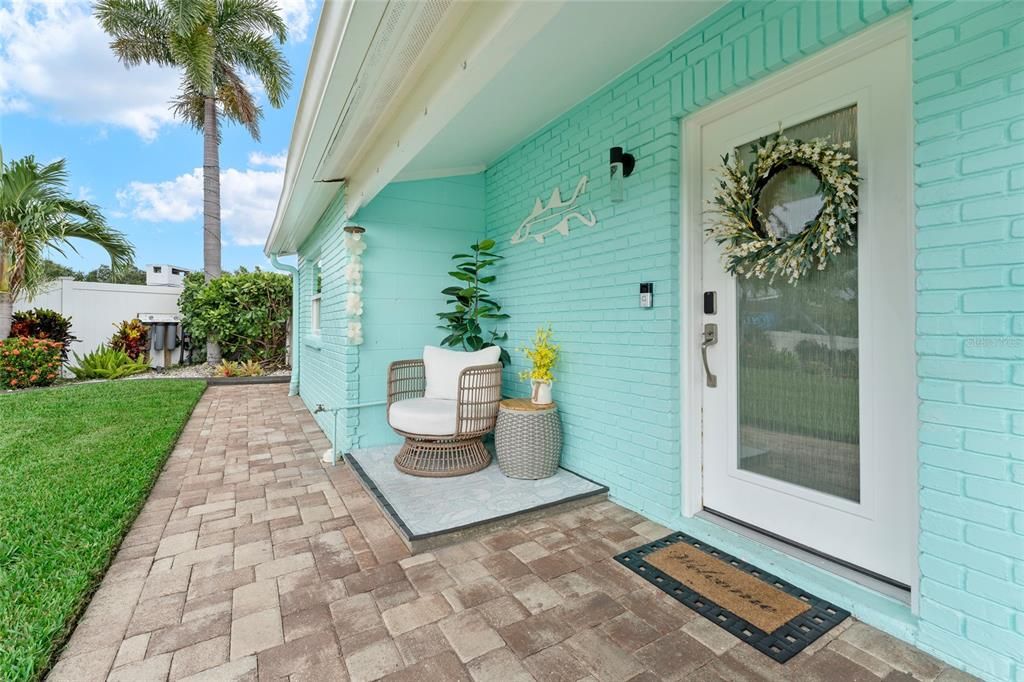 待售: $945,000 (3 贝兹, 2 浴室, 2241 平方英尺)