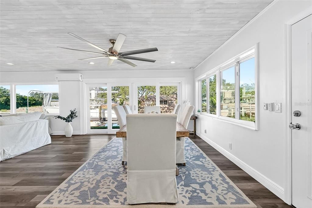 待售: $945,000 (3 贝兹, 2 浴室, 2241 平方英尺)