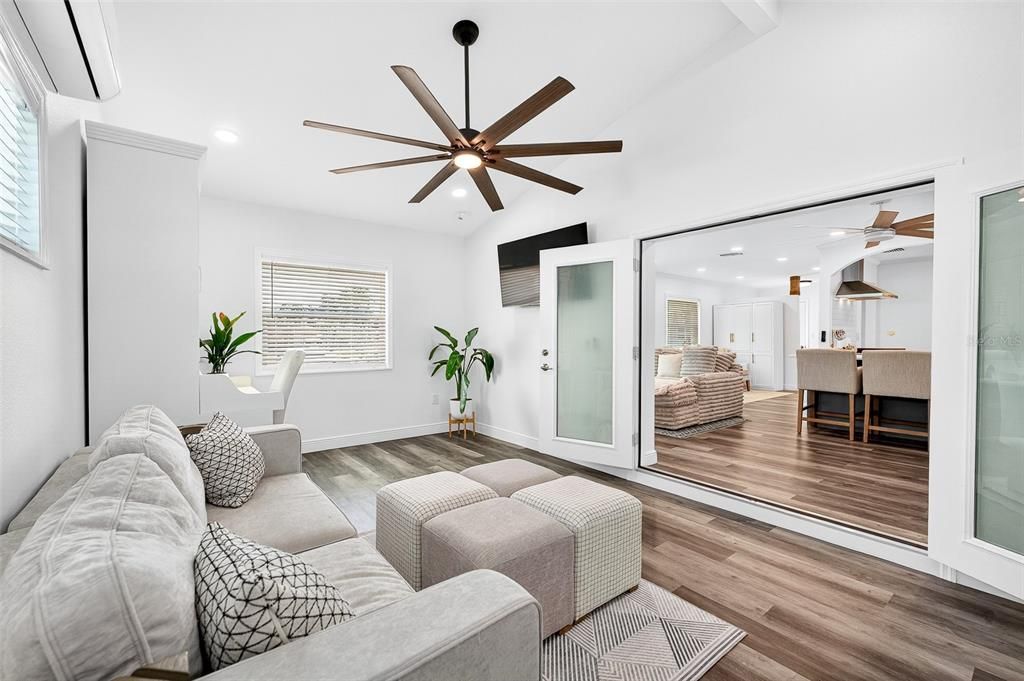 待售: $945,000 (3 贝兹, 2 浴室, 2241 平方英尺)