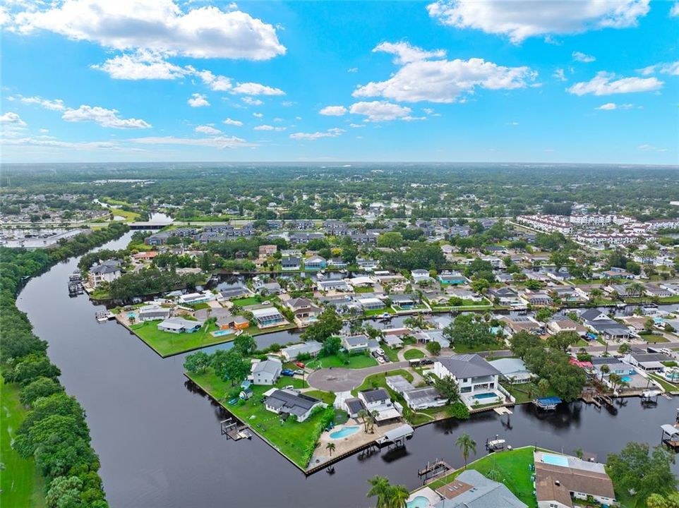 待售: $945,000 (3 贝兹, 2 浴室, 2241 平方英尺)